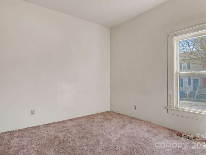 60 Duke Street, Granite Falls, NC 28630.  MLS# CAR4238766, YatesRealty ID 5222. 