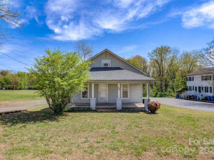 60 Duke Street, Granite Falls, NC 28630.  MLS# CAR4238766, YatesRealty ID 5222. 