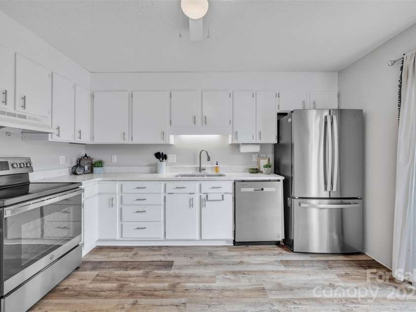 62 Duke Street, Granite Falls, NC 28630.  MLS# CAR4314109, YatesRealty ID 5222. 