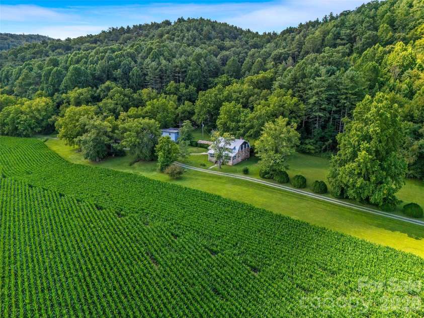 96 Merle Farm Lane, Pisgah Forest, NC 28768.  MLS# CAR4425349, YatesRealty ID 52221. 