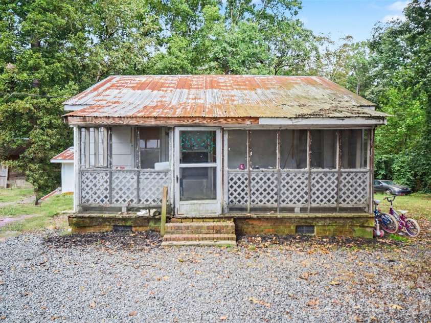 1016 Wade Rorie Road, Wingate, NC 28174.  MLS# CAR4426894, YatesRealty ID 52226. 