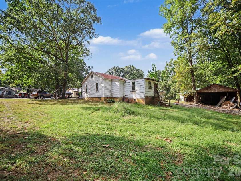 1016 Wade Rorie Road, Wingate, NC 28174.  MLS# CAR4426894, YatesRealty ID 52226. 