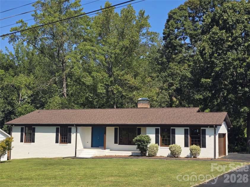 506 Pine Street, Landis, NC 28088.  MLS# CAR4426832, YatesRealty ID 52228. Front/Right