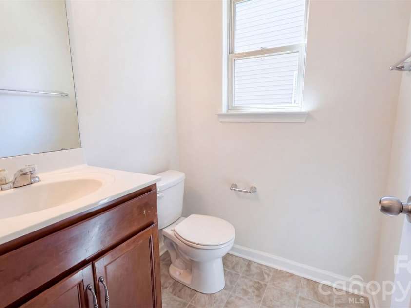 3807 Ernie Drive, Charlotte, NC 28269.  MLS# CAR4427050, YatesRealty ID 52229. 
