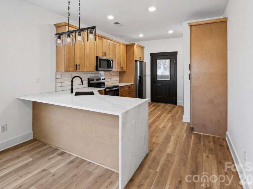 214 Knollwood Circle, Albemarle, NC 28001.  MLS# CAR4334162, YatesRealty ID 5223. 