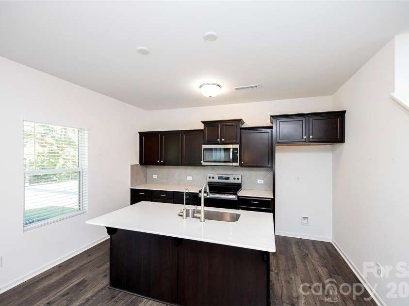 105 Charleston Gray Way, Pageland, SC 29728.  MLS# CAR4426409, YatesRealty ID 52233. Kitchen