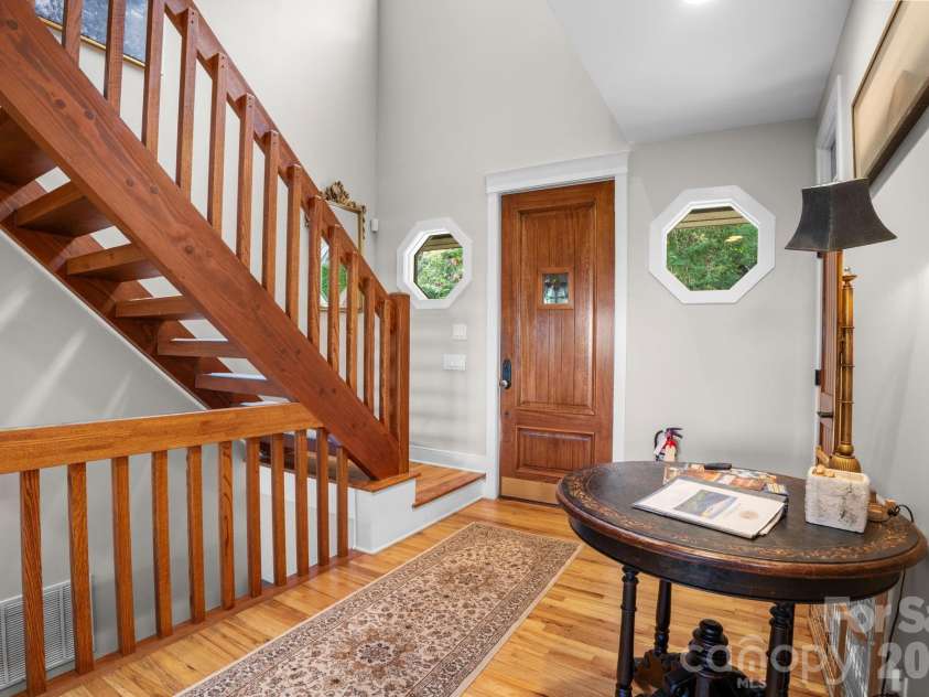 4968 Hickory Nut Gap Road, Banner Elk, NC 28604.  MLS# CAR4424631, YatesRealty ID 52234. 