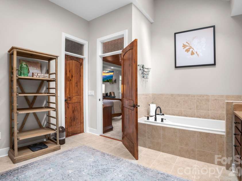 4968 Hickory Nut Gap Road, Banner Elk, NC 28604.  MLS# CAR4424631, YatesRealty ID 52234. 