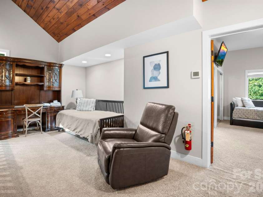 4968 Hickory Nut Gap Road, Banner Elk, NC 28604.  MLS# CAR4424631, YatesRealty ID 52234. 