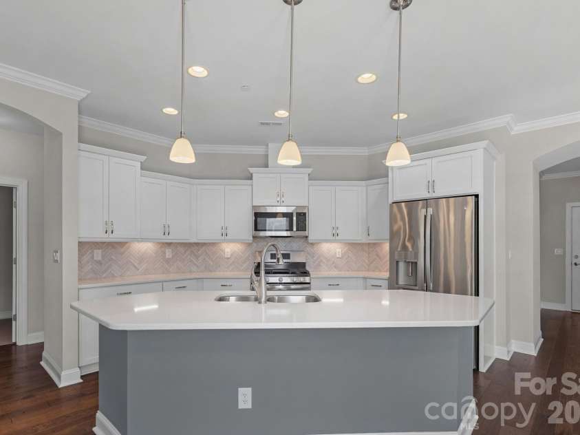 9057 Treetop Way, Concord, NC 28027.  MLS# CAR4421858, YatesRealty ID 52238. 