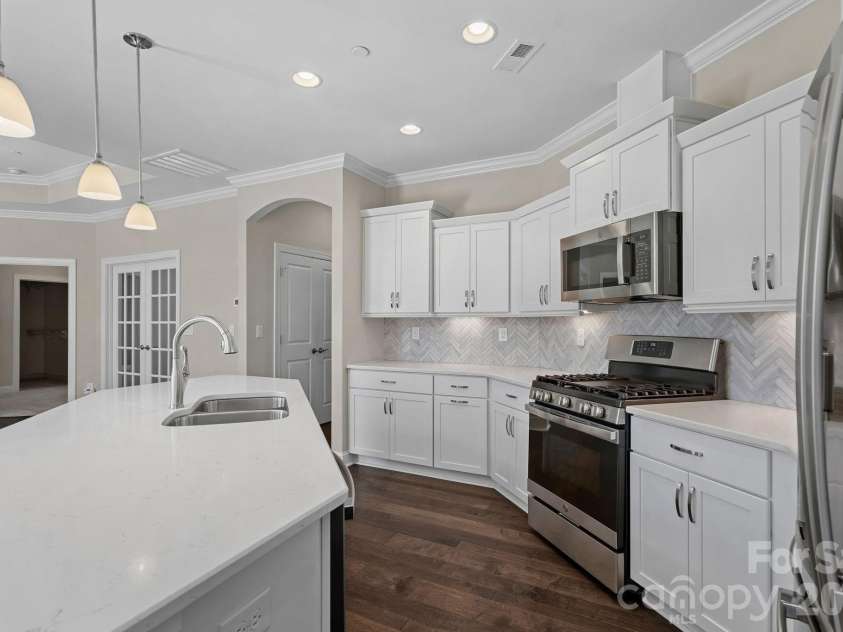 9057 Treetop Way, Concord, NC 28027.  MLS# CAR4421858, YatesRealty ID 52238. 