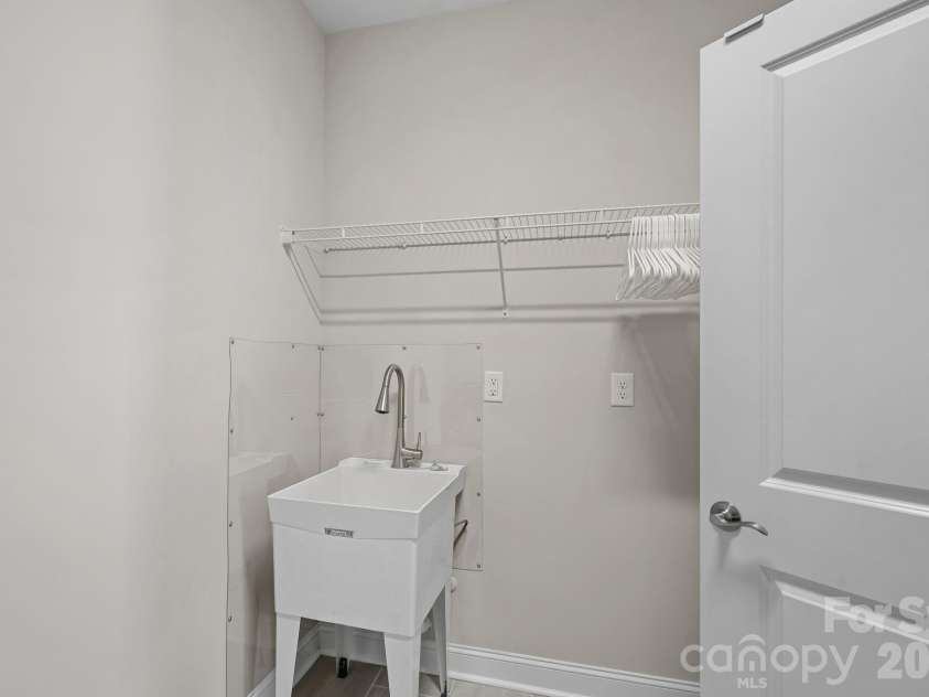 9057 Treetop Way, Concord, NC 28027.  MLS# CAR4421858, YatesRealty ID 52238. 
