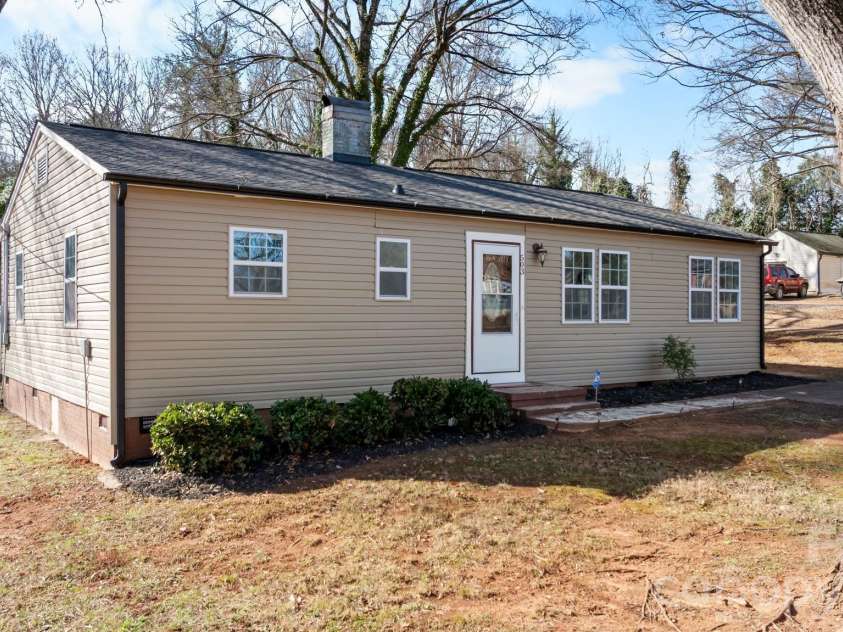 503 Herman Street, Newton, NC 28658.  MLS# CAR4340753, YatesRealty ID 5224. 