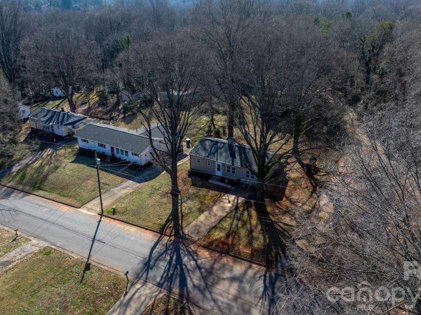 503 Herman Street, Newton, NC 28658.  MLS# CAR4340753, YatesRealty ID 5224. 