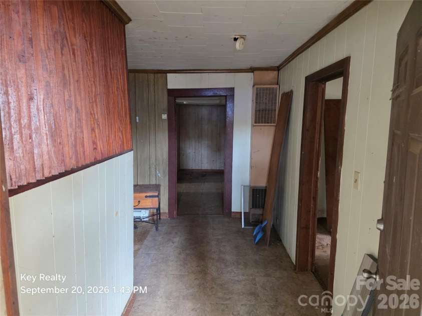 521 Davis Avenue, Newton, NC 28658.  MLS# CAR4425640, YatesRealty ID 52240. 
