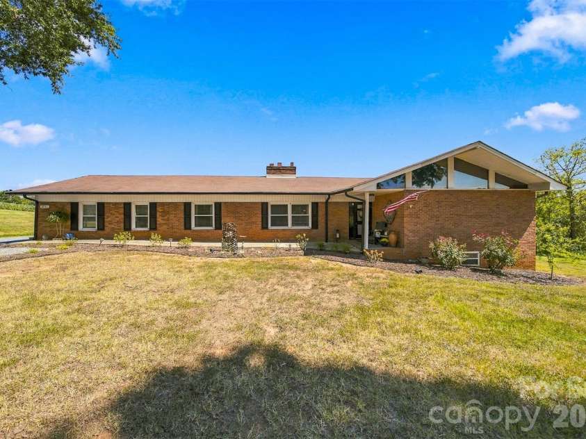 4286 Hall Dairy Road, Claremont, NC 28610.  MLS# CAR4426036, YatesRealty ID 52242. 