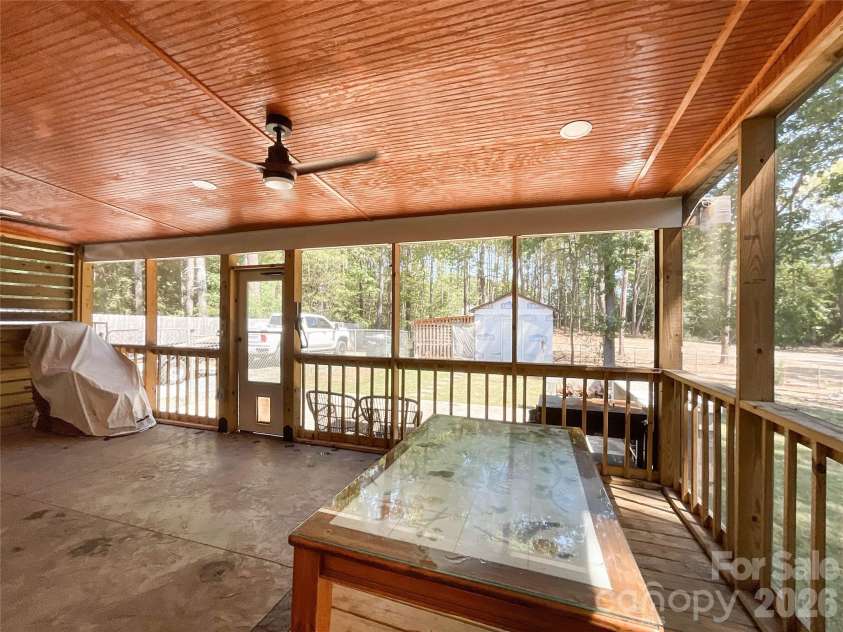 412 Secrest Avenue, Monroe, NC 28110.  MLS# CAR4426325, YatesRealty ID 52244. 