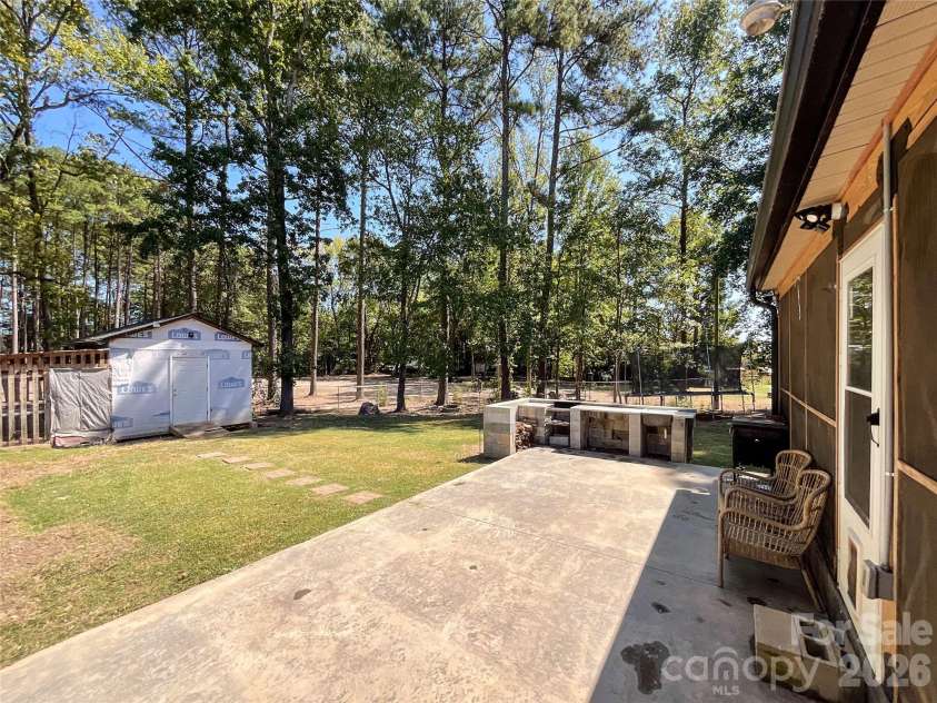 412 Secrest Avenue, Monroe, NC 28110.  MLS# CAR4426325, YatesRealty ID 52244. 