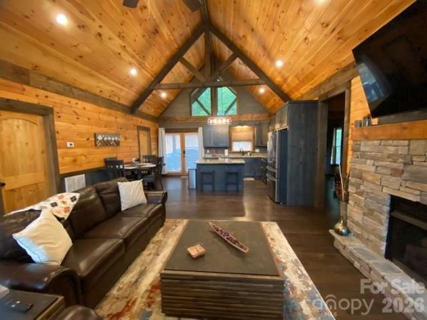 50 Devin Drive, Murphy, NC 28906.  MLS# CAR4426851, YatesRealty ID 52247. 