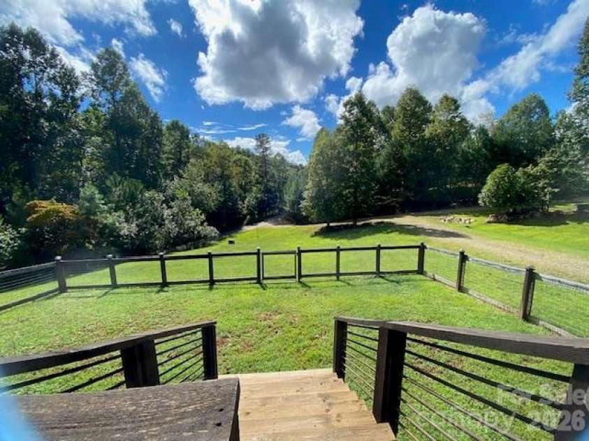 50 Devin Drive, Murphy, NC 28906.  MLS# CAR4426851, YatesRealty ID 52247. 