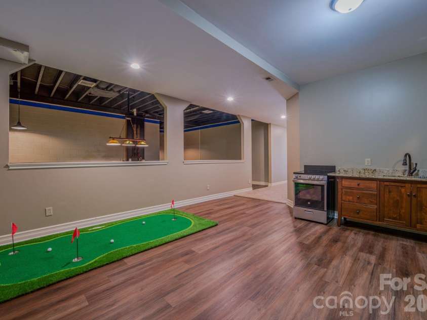 3975 Plantation Drive, Morganton, NC 28655.  MLS# CAR4354735, YatesRealty ID 5225. 