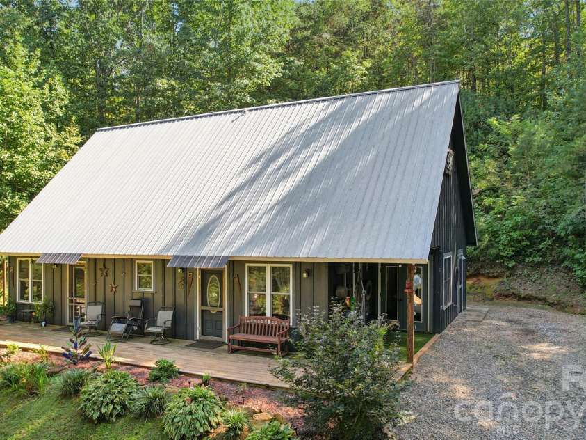 488 Hollywood Road, Moravian Falls, NC 28654.  MLS# CAR4426964, YatesRealty ID 52250. 