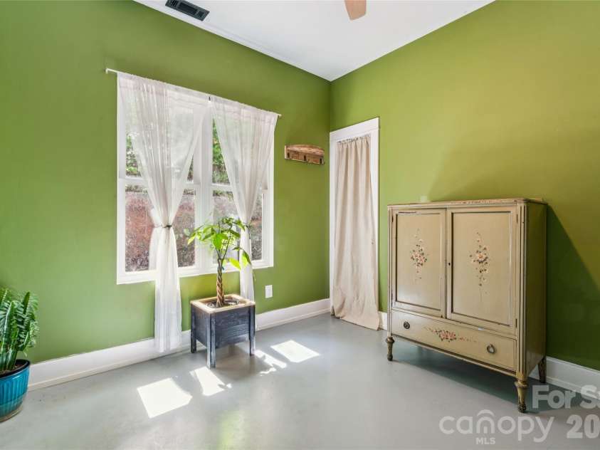 488 Hollywood Road, Moravian Falls, NC 28654.  MLS# CAR4426964, YatesRealty ID 52250. 