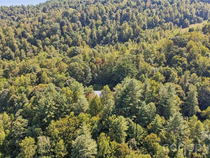 488 Hollywood Road, Moravian Falls, NC 28654.  MLS# CAR4426964, YatesRealty ID 52250. 