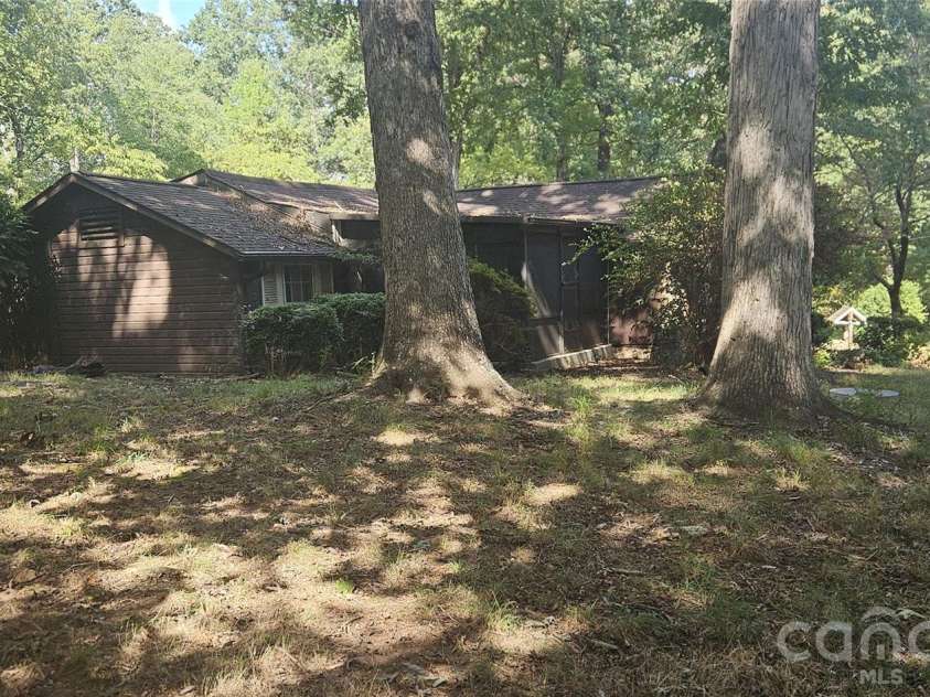 1944 Maiden Road, Maiden, NC 28650.  MLS# CAR4427127, YatesRealty ID 52252. 