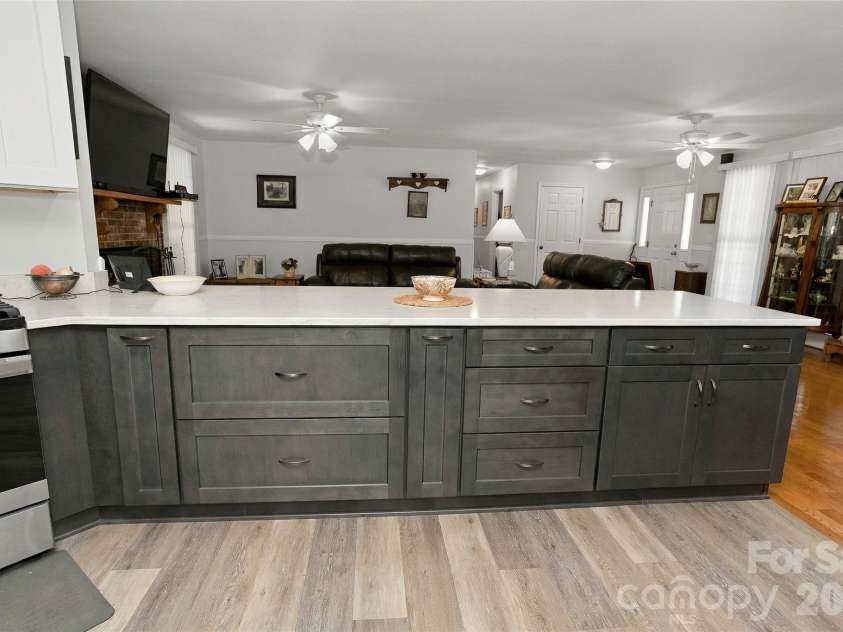 183 Mckinney Road, Marion, NC 28752.  MLS# CAR4425828, YatesRealty ID 52253. 