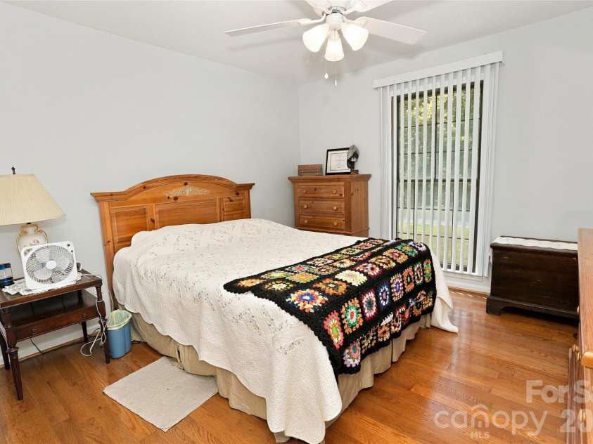 183 Mckinney Road, Marion, NC 28752.  MLS# CAR4425828, YatesRealty ID 52253. 