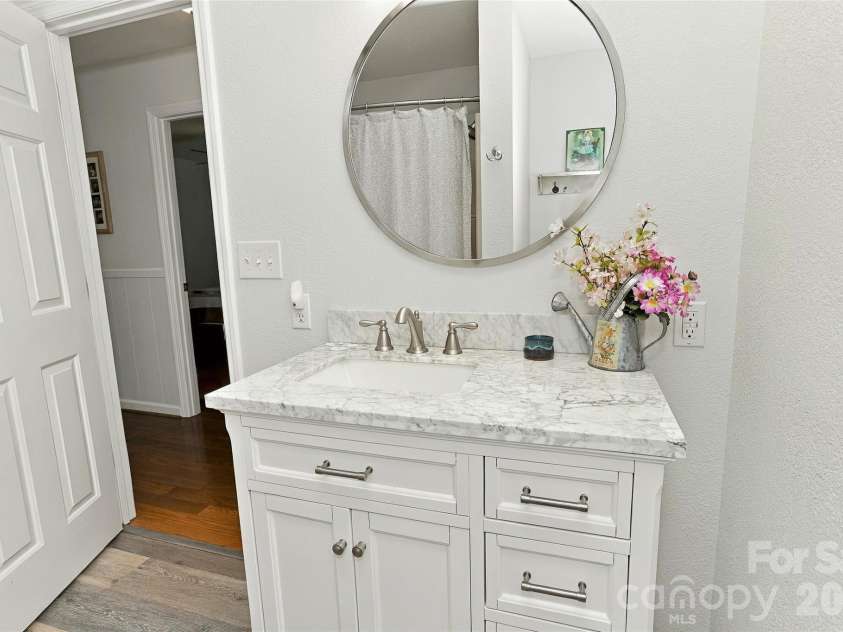 183 Mckinney Road, Marion, NC 28752.  MLS# CAR4425828, YatesRealty ID 52253. 