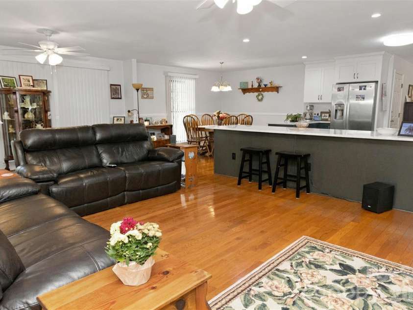 183 Mckinney Road, Marion, NC 28752.  MLS# CAR4425828, YatesRealty ID 52253. 