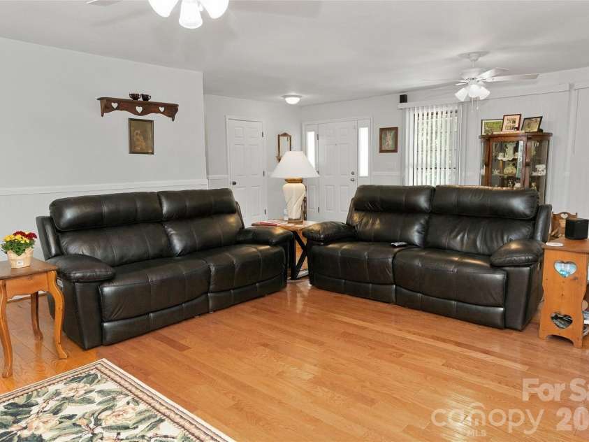183 Mckinney Road, Marion, NC 28752.  MLS# CAR4425828, YatesRealty ID 52253. 