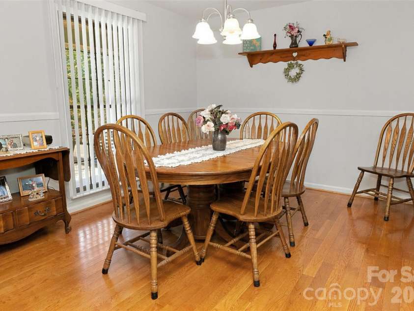 183 Mckinney Road, Marion, NC 28752.  MLS# CAR4425828, YatesRealty ID 52253. 