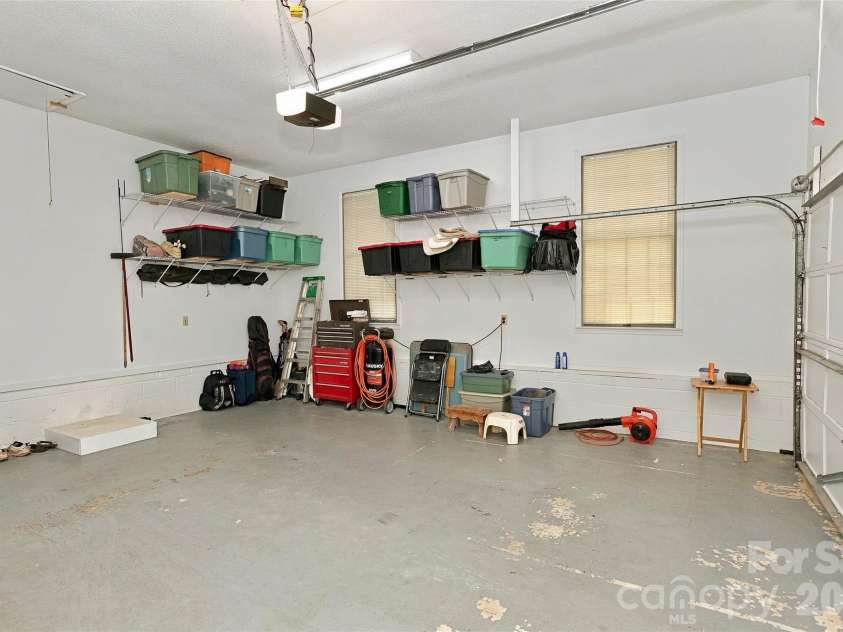 183 Mckinney Road, Marion, NC 28752.  MLS# CAR4425828, YatesRealty ID 52253. 