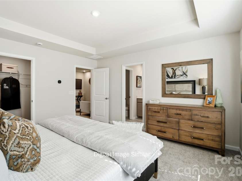 5226 Wyes Oak Lane, Charlotte, NC 28269.  MLS# CAR4427135, YatesRealty ID 52257. Photos are representative