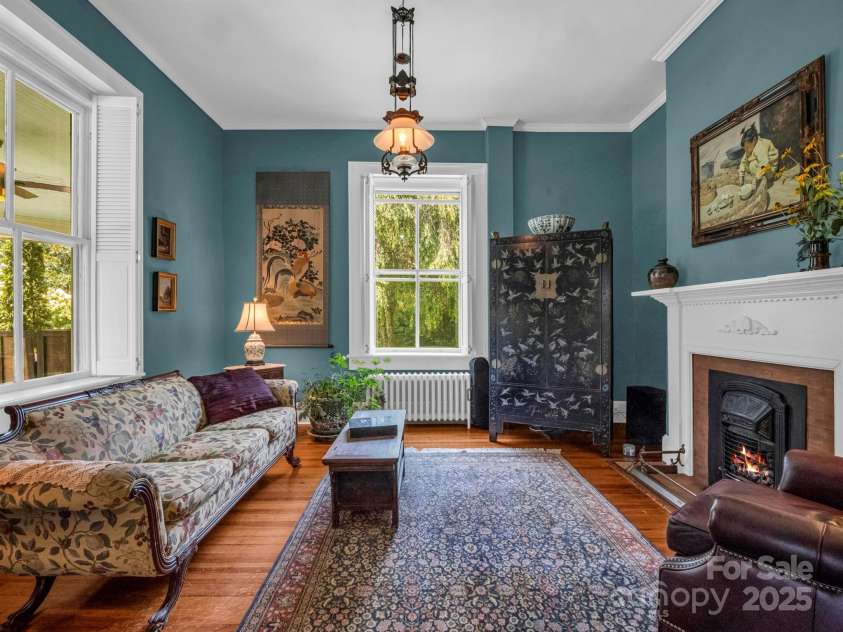 322 Killarney Street, Hendersonville, NC 28792.  MLS# CAR4228615, YatesRealty ID 5226. 