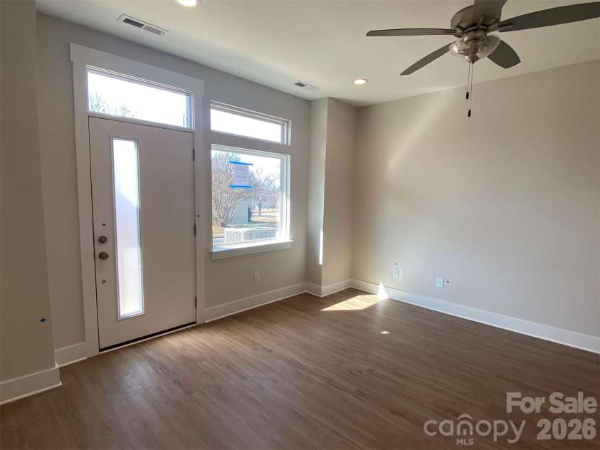 930 Callahan Street, Charlotte, NC 28206.  MLS# CAR4208924, YatesRealty ID 5226. 1st Floor Flex Room