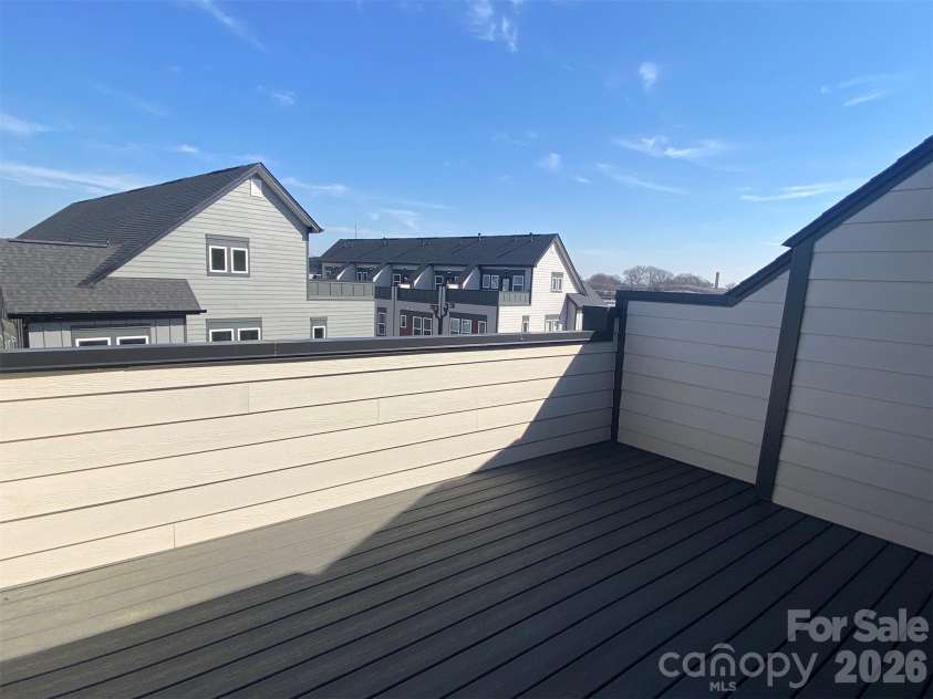 930 Callahan Street, Charlotte, NC 28206.  MLS# CAR4208924, YatesRealty ID 5226. Rooftop Terrace