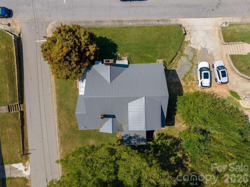 314 Trammell Avenue, Canton, NC 28716.  MLS# CAR4423892, YatesRealty ID 52265. 