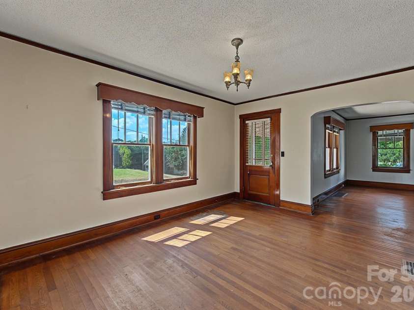314 Trammell Avenue, Canton, NC 28716.  MLS# CAR4423892, YatesRealty ID 52265. Dining room