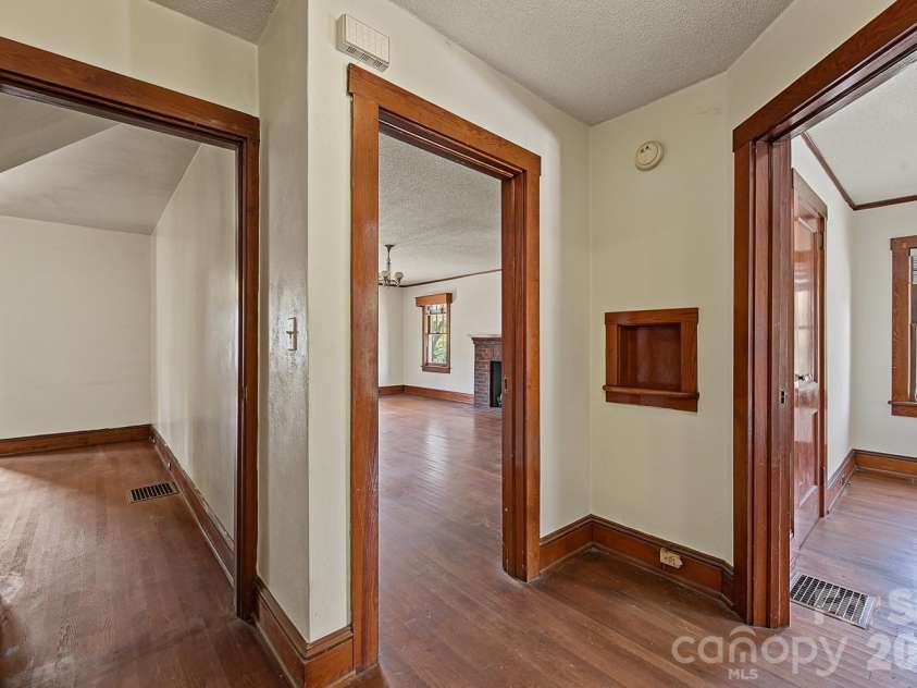 314 Trammell Avenue, Canton, NC 28716.  MLS# CAR4423892, YatesRealty ID 52265. Hallway with character