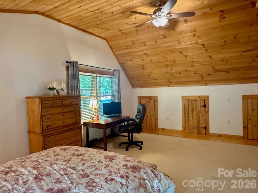 133 Smokemont Drive, Arden, NC 28704.  MLS# CAR4426881, YatesRealty ID 52266. Almost 21' x14' large