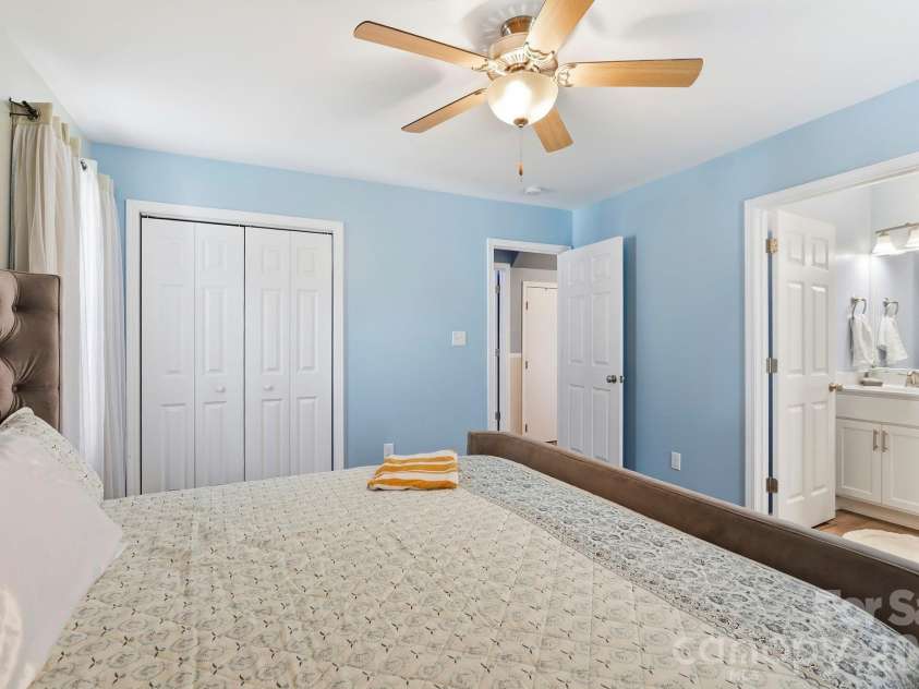 11 Yarrow Meadow Road, Weaverville, NC 28787.  MLS# CAR4427003, YatesRealty ID 52269. 