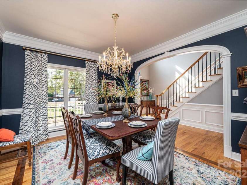 2594 Knoll Ridge Court, Hickory, NC 28602.  MLS# CAR4177398, YatesRealty ID 5227. 