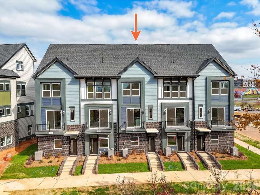 912 Callahan Street, Charlotte, NC 28206.  MLS# CAR4208861, YatesRealty ID 5227. 