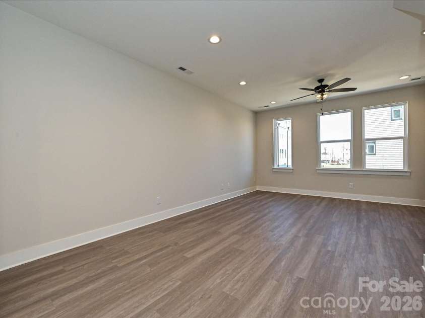 912 Callahan Street, Charlotte, NC 28206.  MLS# CAR4208861, YatesRealty ID 5227. Dining/Living