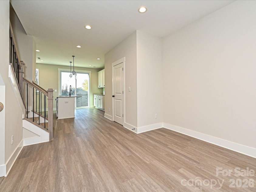 912 Callahan Street, Charlotte, NC 28206.  MLS# CAR4208861, YatesRealty ID 5227. Living/Dining/Kitchen