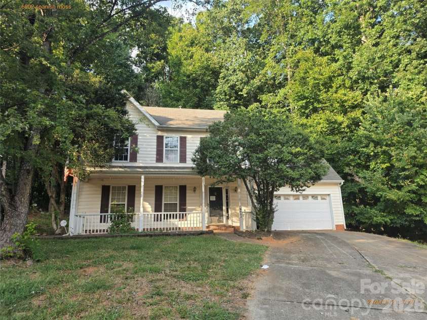 6002 Spanish Moss Lane, Charlotte, NC 28262.  MLS# CAR4426623, YatesRealty ID 52271. 